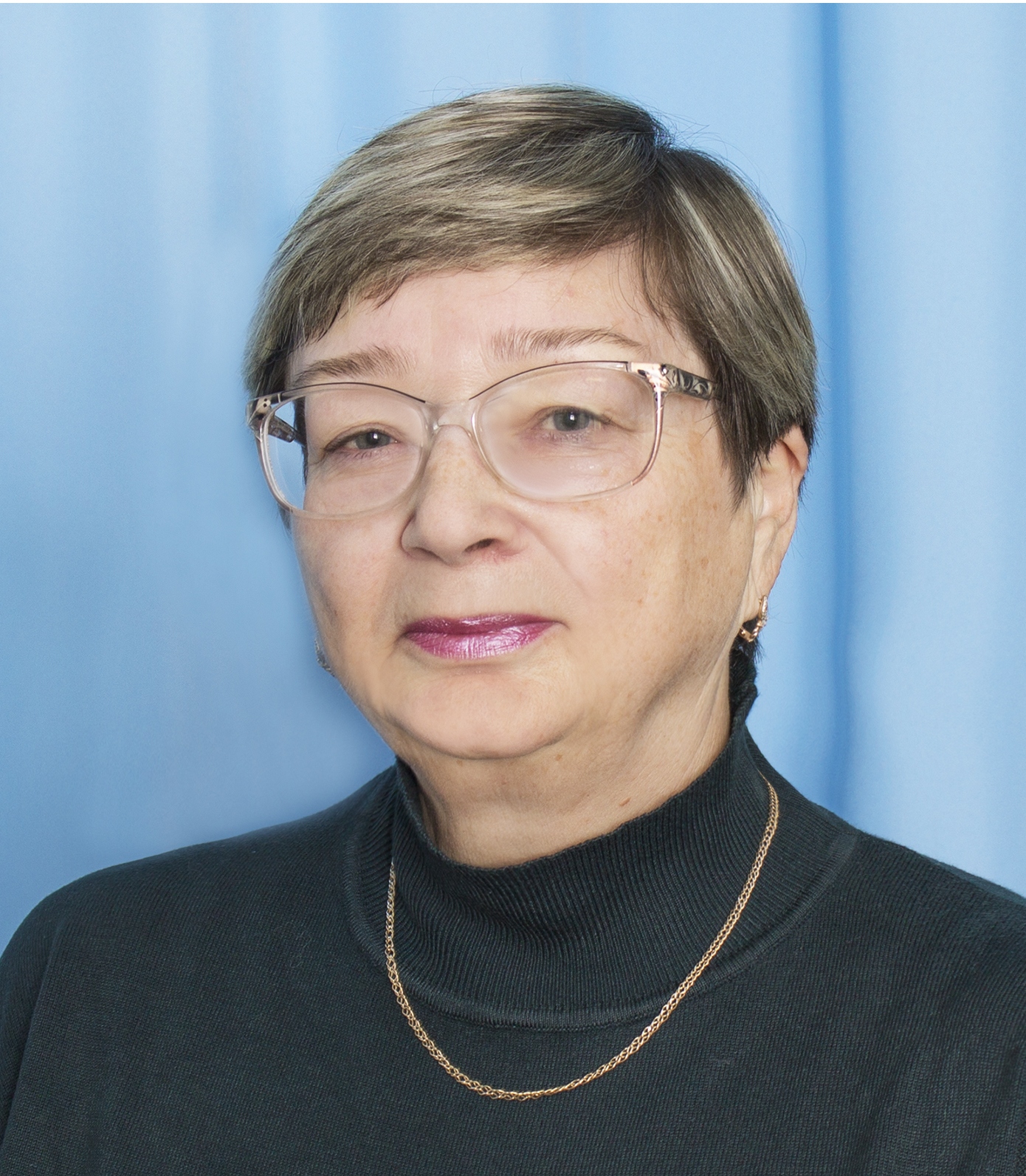 Гололобова Марина Николаевна.